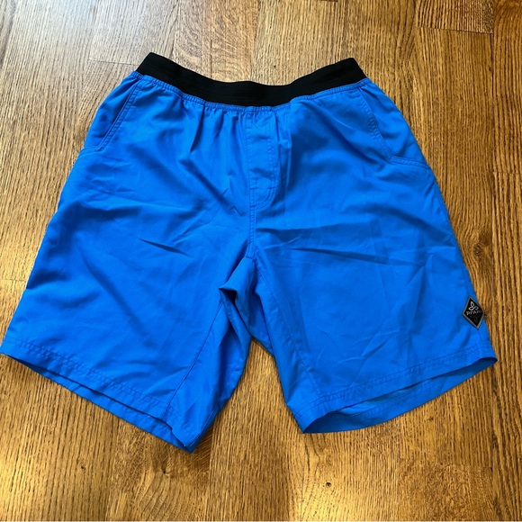 Prana Shorts Mens Prana Mojo Shorts Bright Blue Mesh Front Pockets